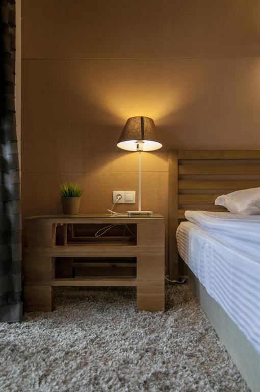 Aparthotel Seasons Glavatarski Han Glavatartsi Bagian luar foto
