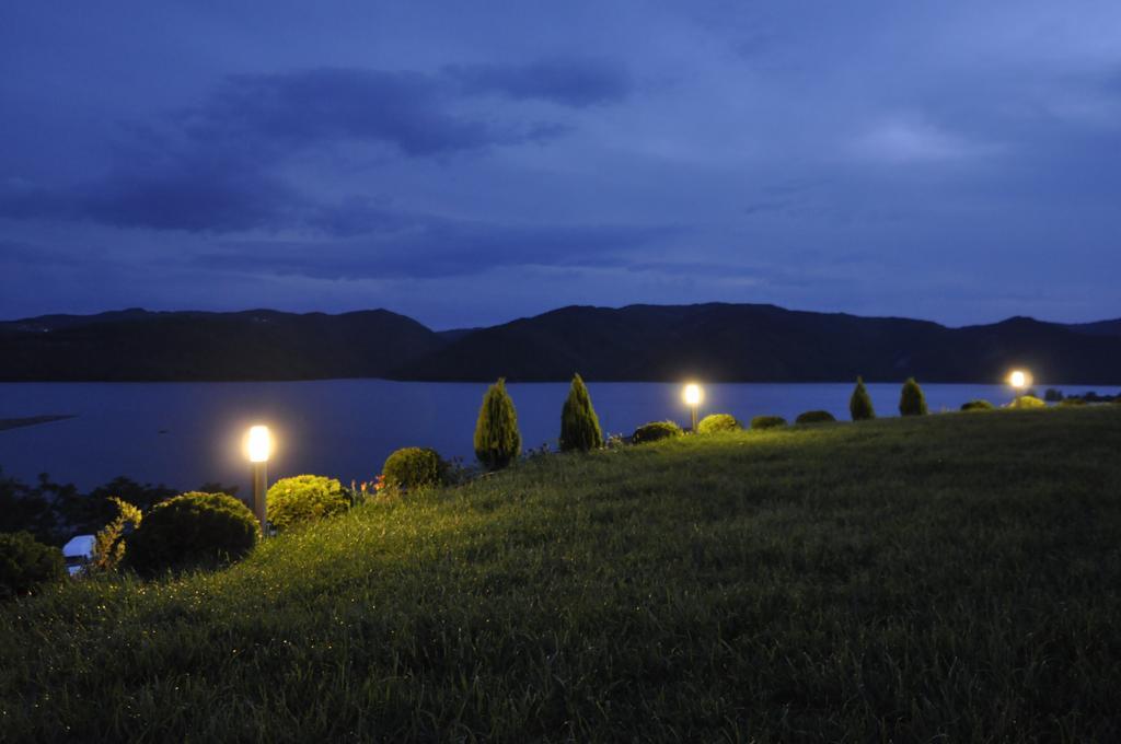 Aparthotel Seasons Glavatarski Han Glavatartsi Bagian luar foto