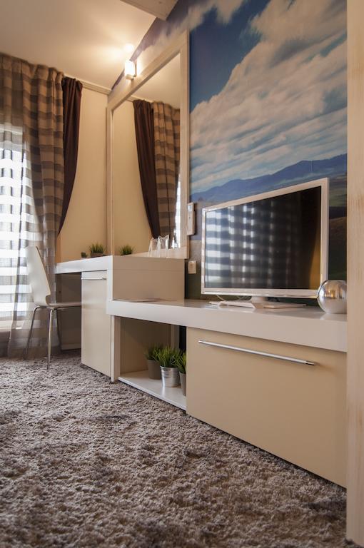 Aparthotel Seasons Glavatarski Han Glavatartsi Bagian luar foto