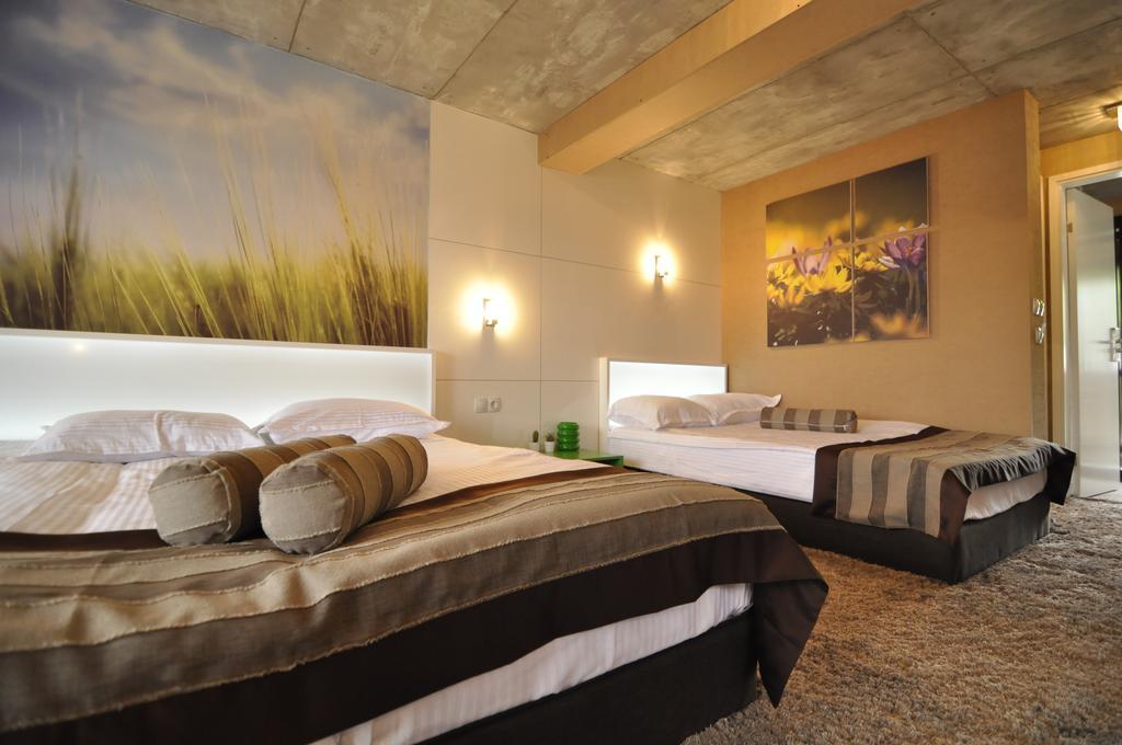 Aparthotel Seasons Glavatarski Han Glavatartsi Bagian luar foto