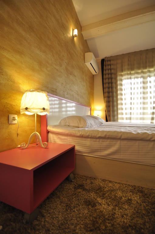 Aparthotel Seasons Glavatarski Han Glavatartsi Bagian luar foto