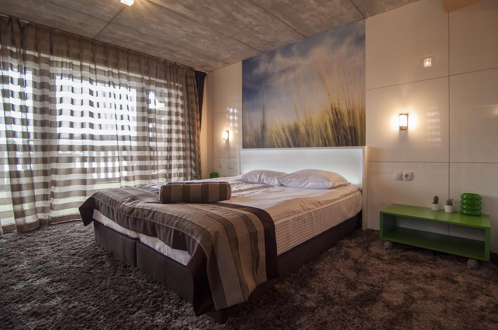 Aparthotel Seasons Glavatarski Han Glavatartsi Bagian luar foto