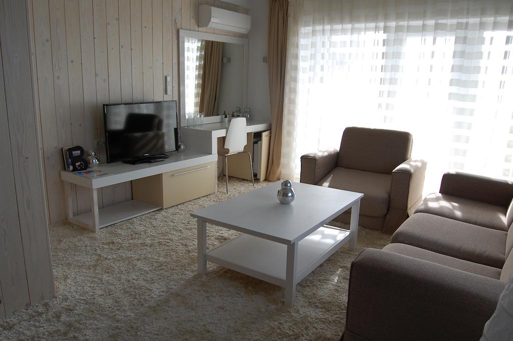 Aparthotel Seasons Glavatarski Han Glavatartsi Bagian luar foto